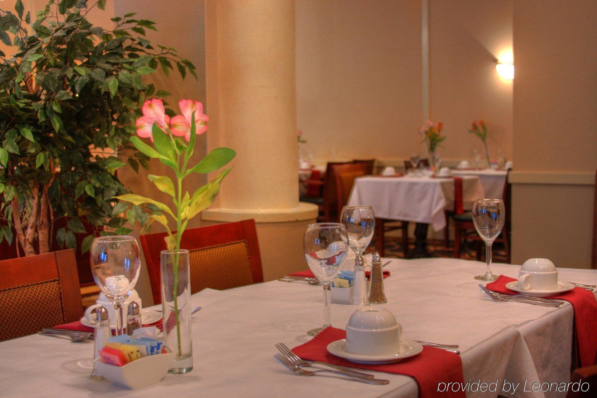 Red Lion Hotel Cromwell Restaurant foto